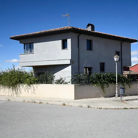 Casa B * Basardilla